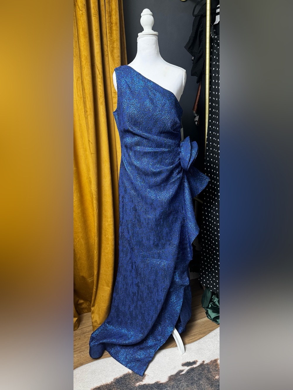 NWT Teri Jon by Rickie Freeman Jacquard One Shoulder Gown - Picture 7 of 8